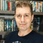 SOBRE O TRADUTOR ROGÉRIO PIETRO